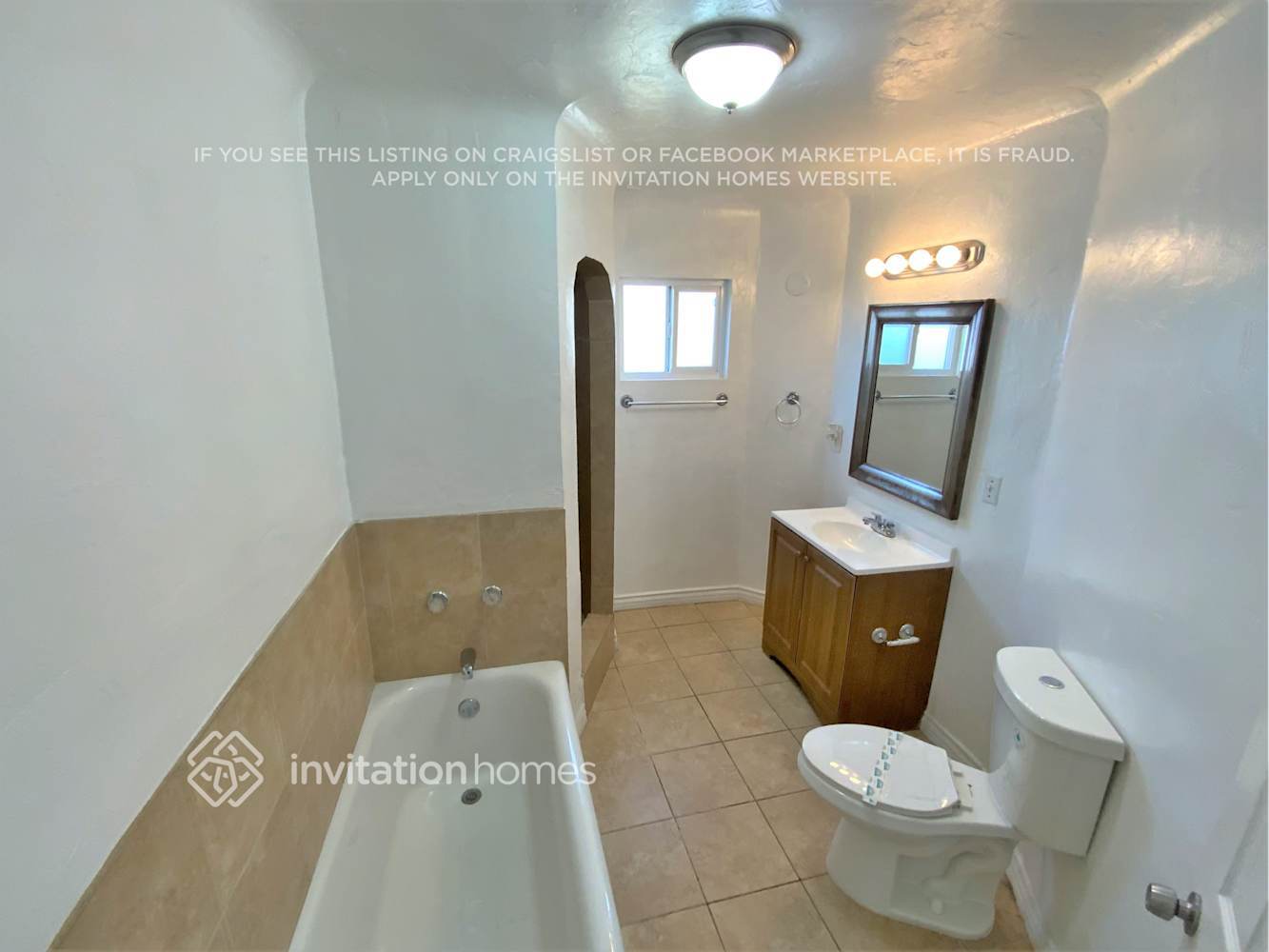Building Photo - 3119 W 76th St