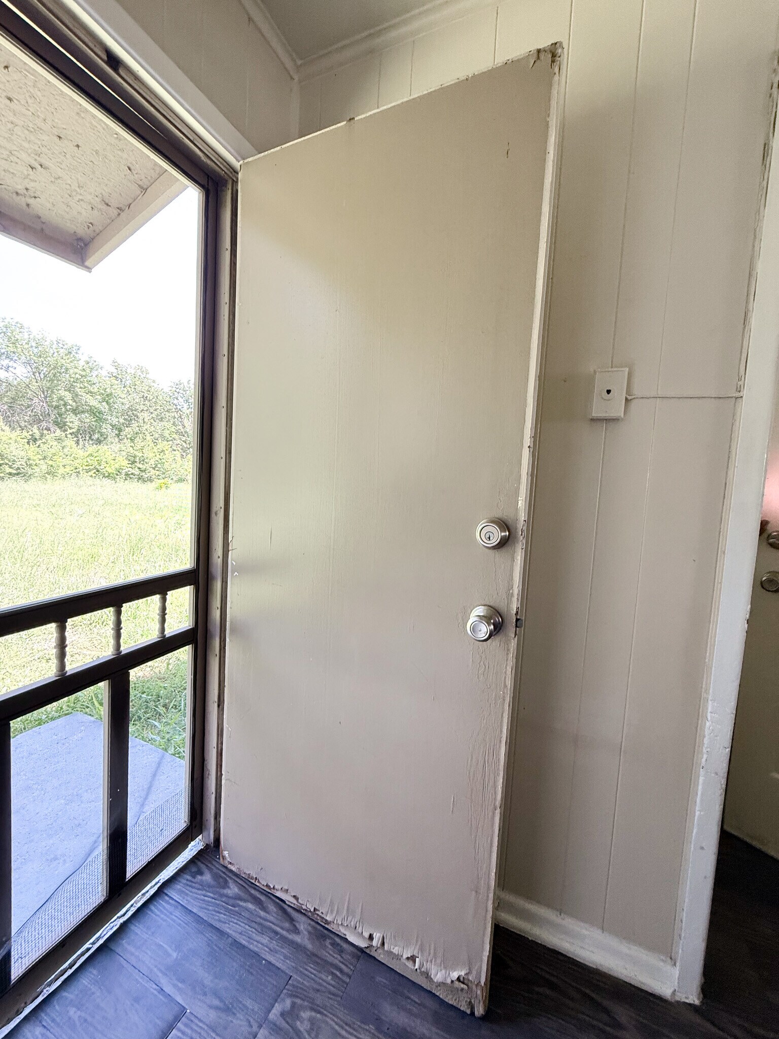 Building Photo - 3525 Country Club Rd