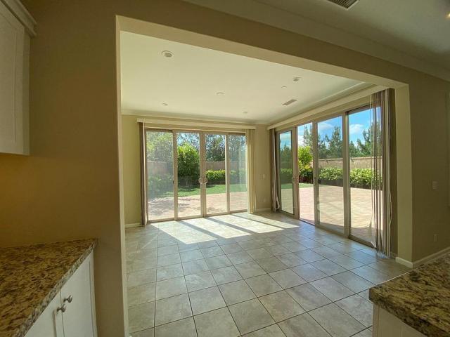 Building Photo - 3 bedroom in Irvine CA 92620