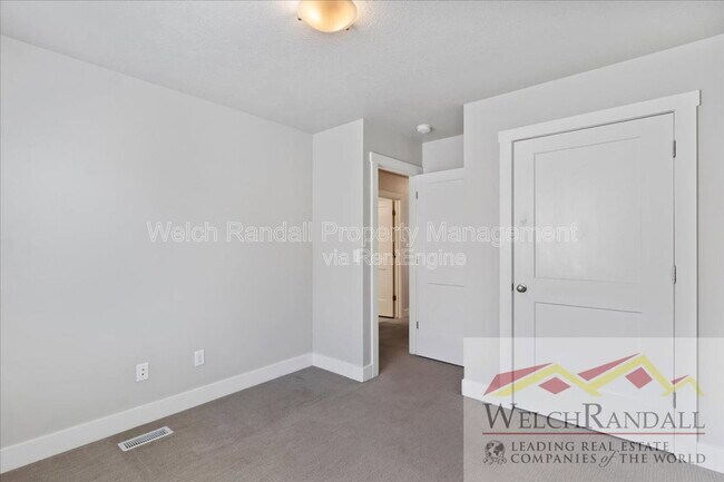 Building Photo - 2673 S 2300 W St