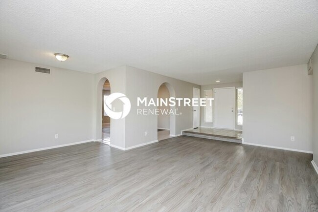 Building Photo - 3 Bedroom Pet-Friendly Home in Chandler, AZ with Main Street Renewal