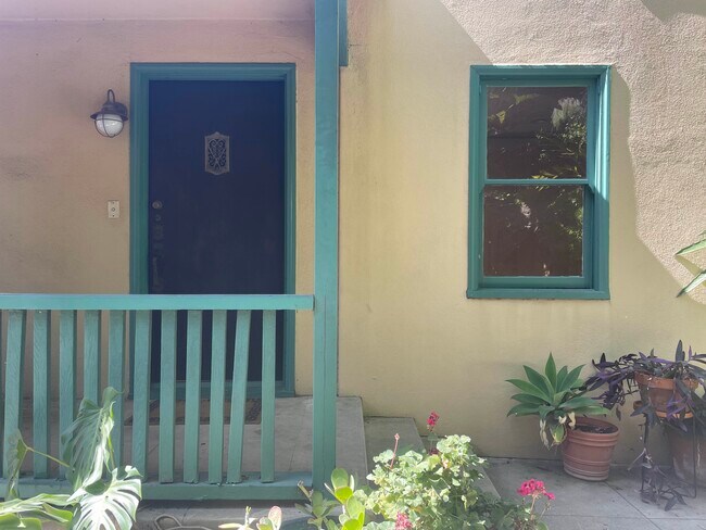 Front door - 1521 Portia St