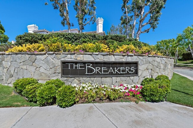 Building Photo - 137 Shorebreaker Dr