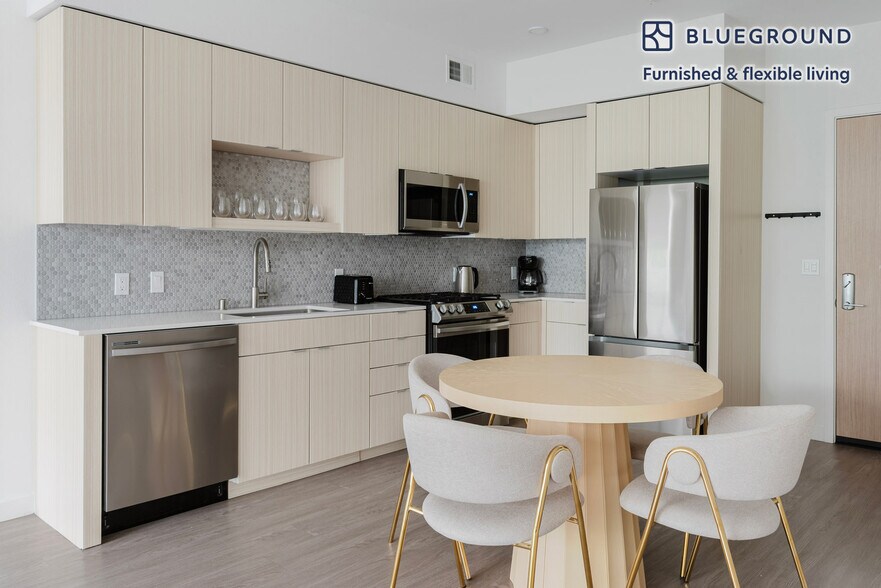 Building Photo - 3301 Innovation Wy