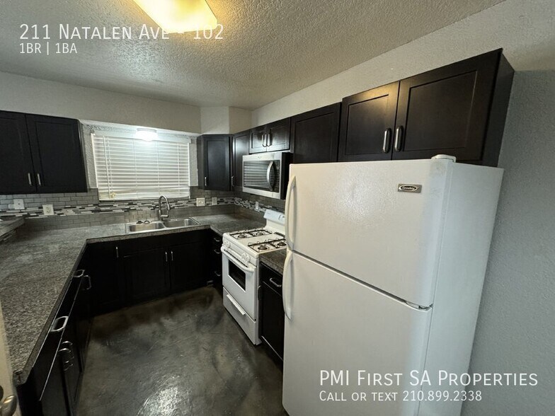 Building Photo - 211 Natalen Ave