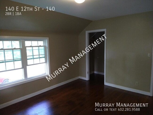 Building Photo - 140 E 12th St