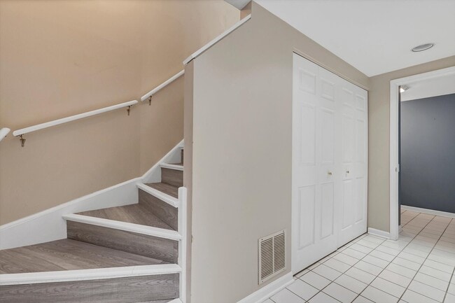 Building Photo - 1320 S Federal St