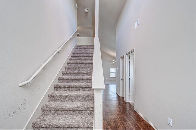 Building Photo - 20351 Louetta Reach Dr