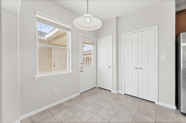 Building Photo - 7018 Granite Terrace Ln