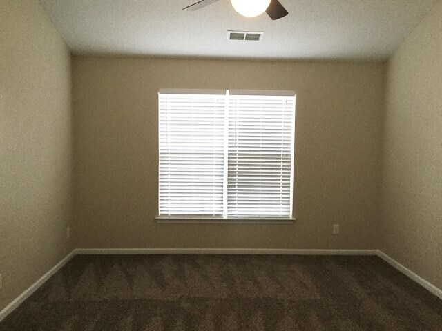 Building Photo - 4945 Wheat Dr SW