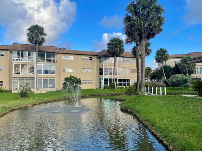 Building Photo - 5071 W Oakland Park Blvd