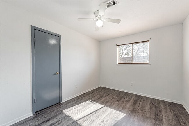 Building Photo - 3348 Scotch Moss Ln