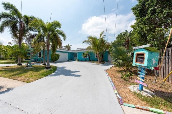 Building Photo - 4643 Bay Crest Dr