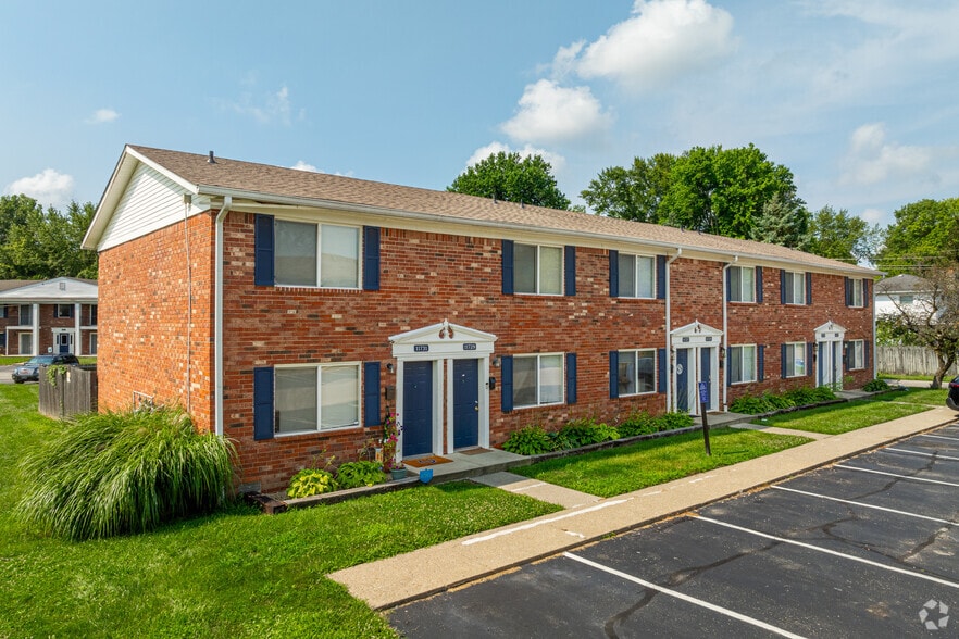Building Photo - Cumberland Manor