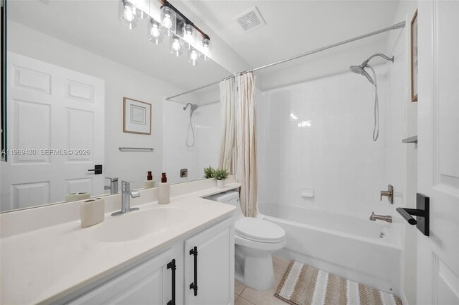 Building Photo - 8864 Ventura Way