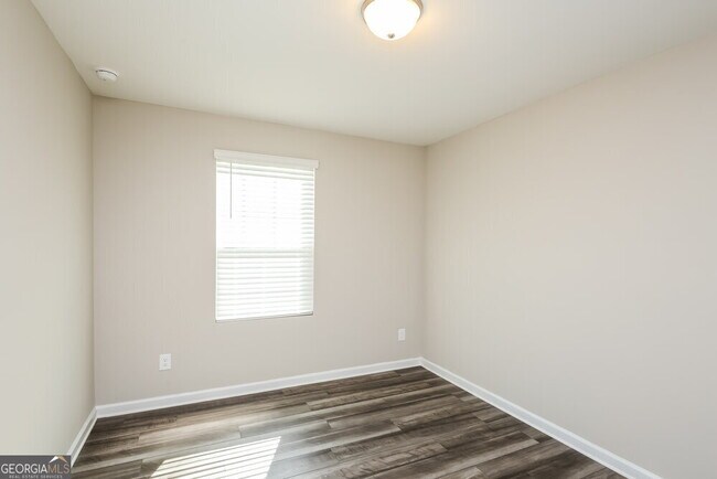 Building Photo - 921 Feldman Chase