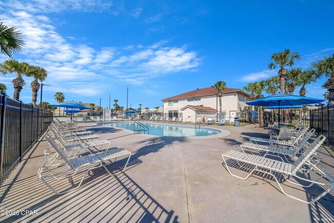 Building Photo - 17462 Front Beach Rd