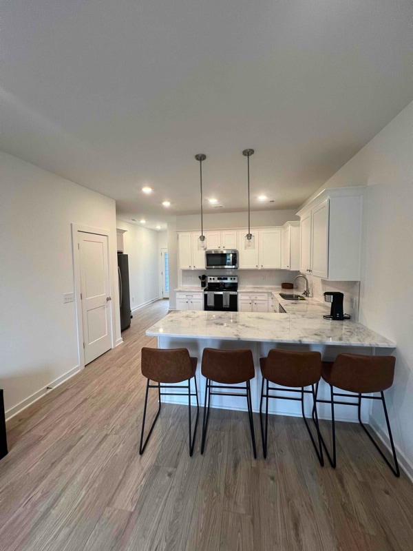 Building Photo - 1170 Dickerson Rd