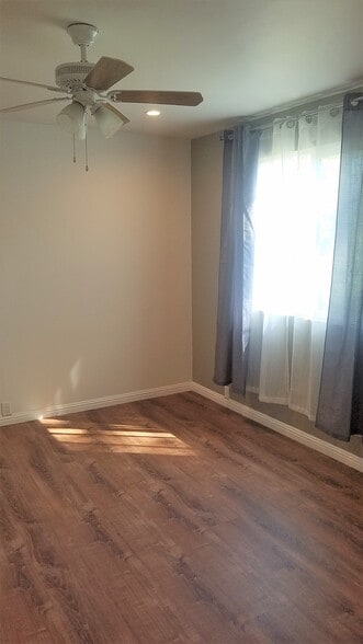 Bedroom - 6619 Daryn Dr