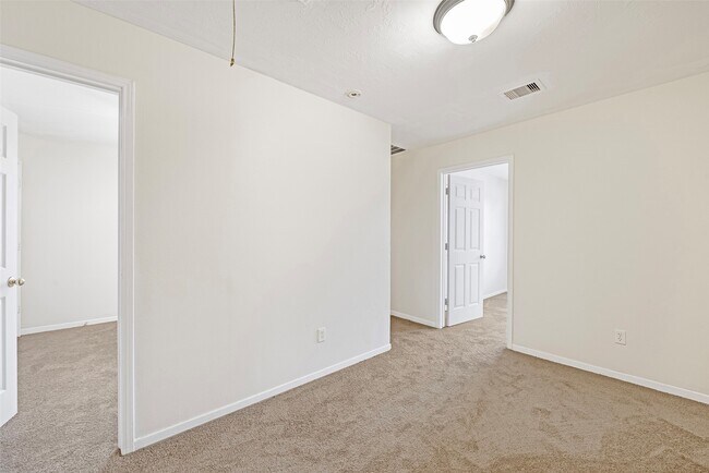 Building Photo - 4515 Perry St