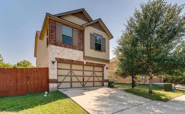 Building Photo - 6801 Baythorne Dr