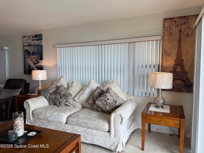 Building Photo - 201 International Dr