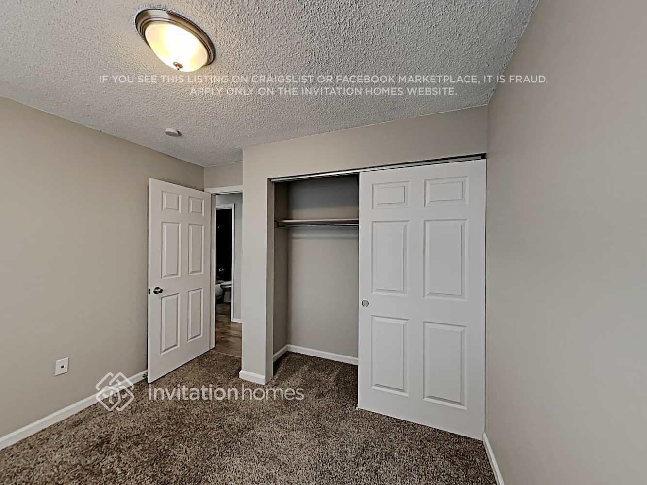 Building Photo - 15735 E Brown Ave