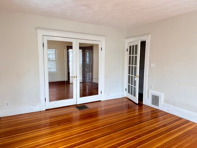 Building Photo - 169 Winthrop Ave