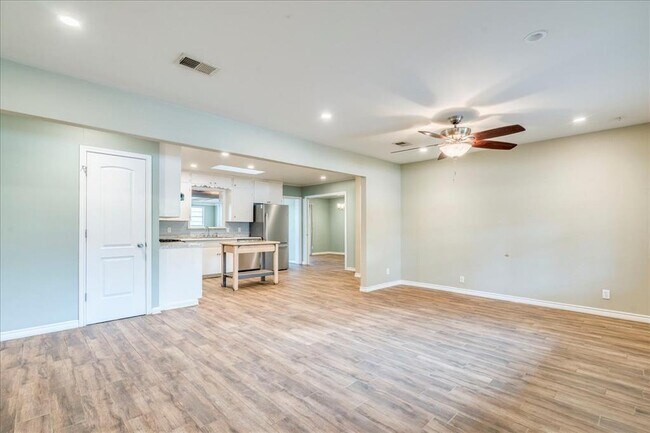 Building Photo - 4712 Frontier Trail