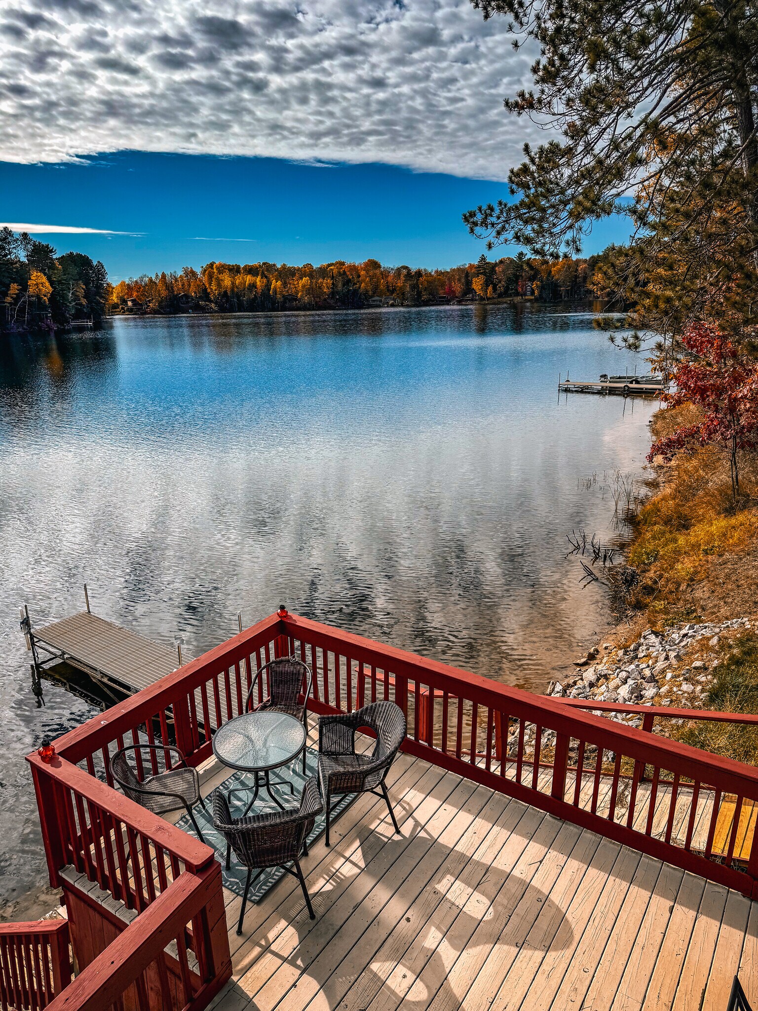 Building Photo - 440 S Peninsula Ln