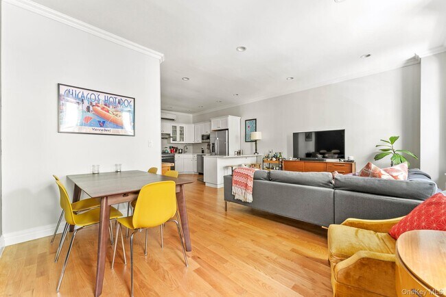 Building Photo - 382 Bergen St