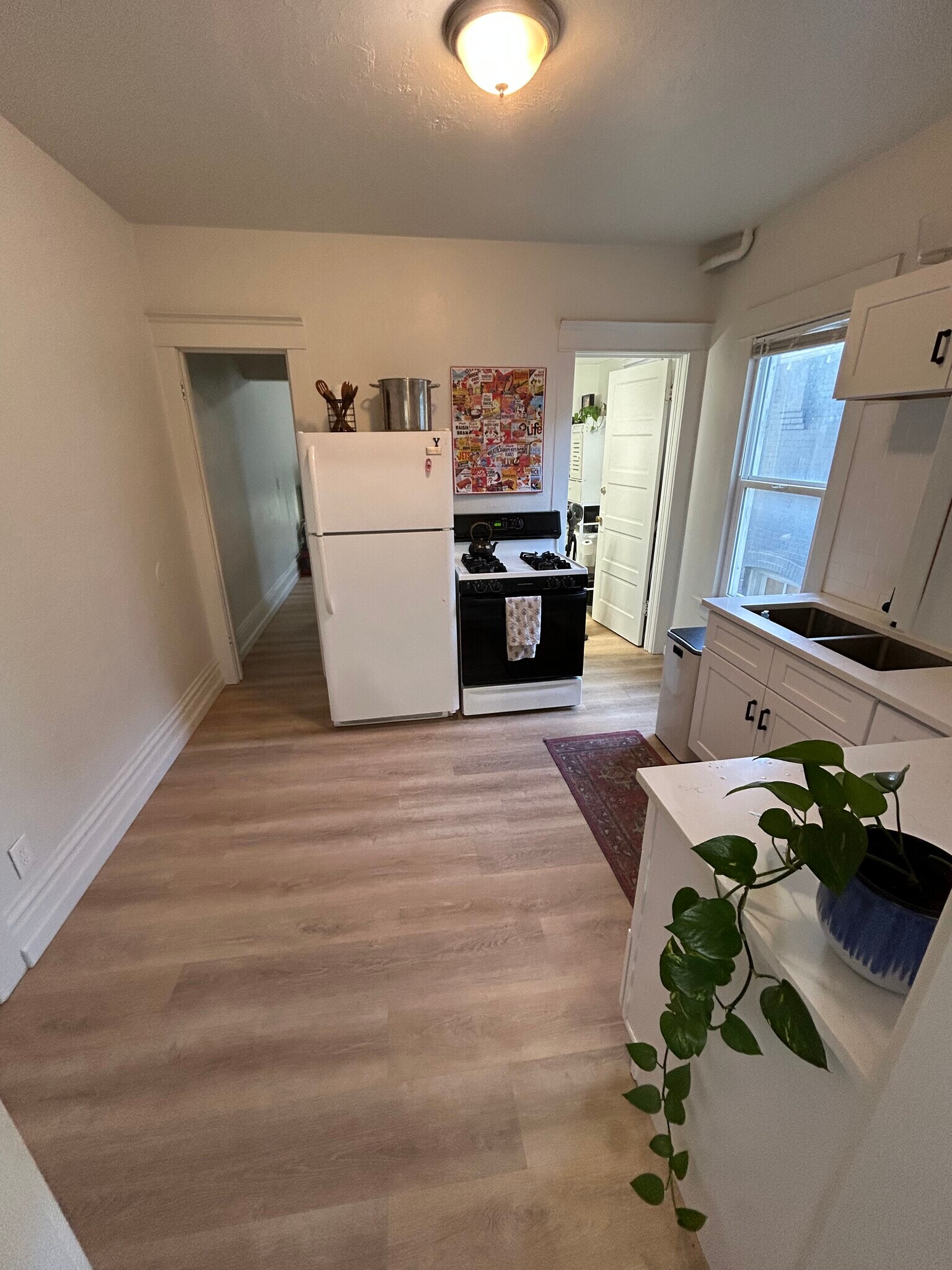 Building Photo - 254 E 700 S