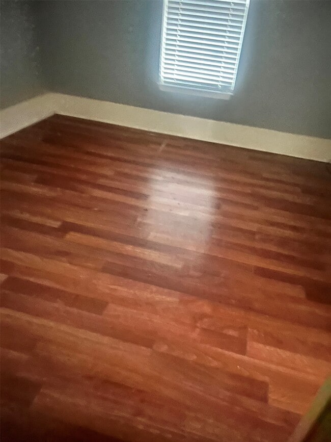 Building Photo - 504 American St