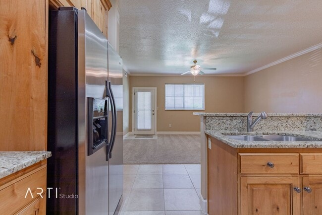 Building Photo - Available September 1 - Spacious 3 Bedroom...