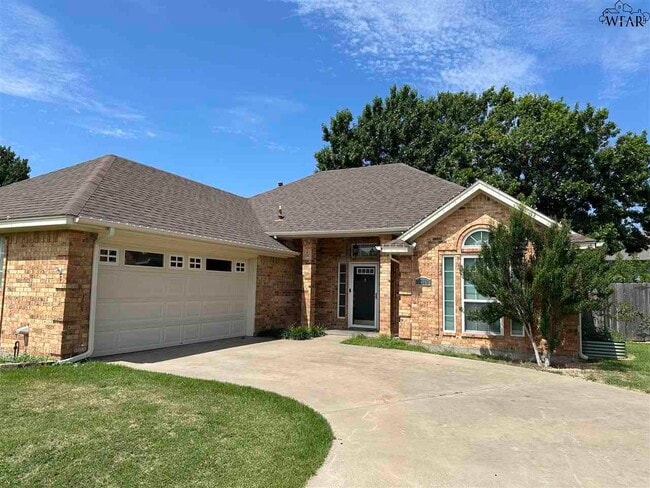 Building Photo - 5312 Pebblestone Dr