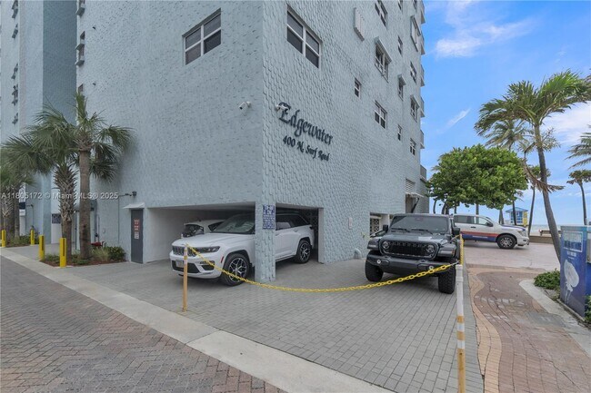 Building Photo - 400 N Surf Rd