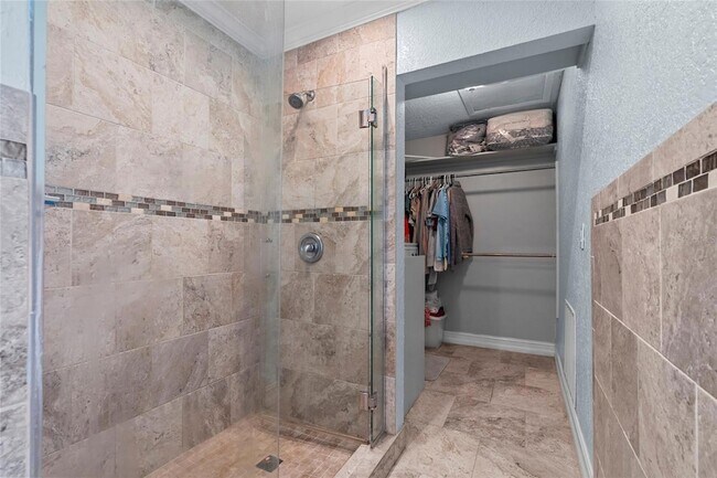 Building Photo - 284 44th Ave