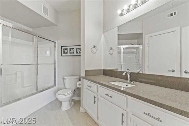 Building Photo - 7143 S Durango Dr