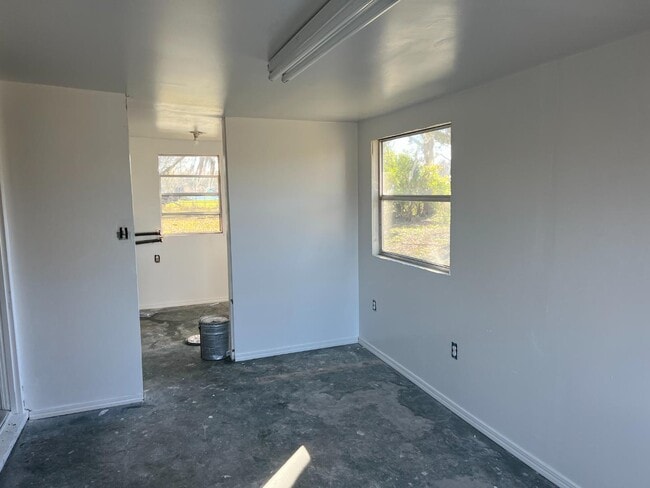 Building Photo - 2430 US Highway 301 N