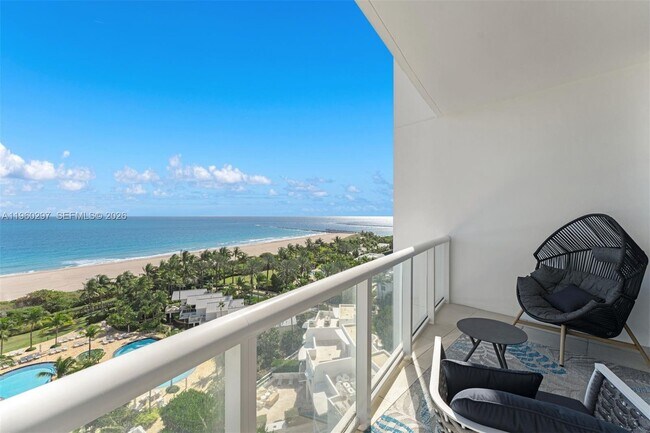 Building Photo - 50 South Pointe Dr