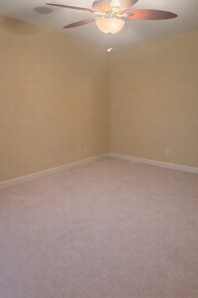 Building Photo - 109 W Tateway Rd