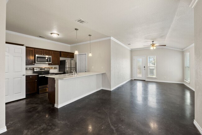 Building Photo - HH917 Ramblewood