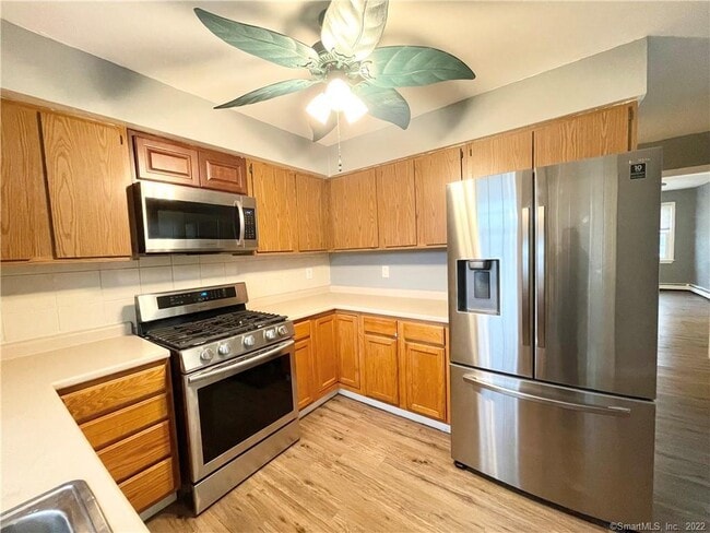 Building Photo - 81 Birdsey St