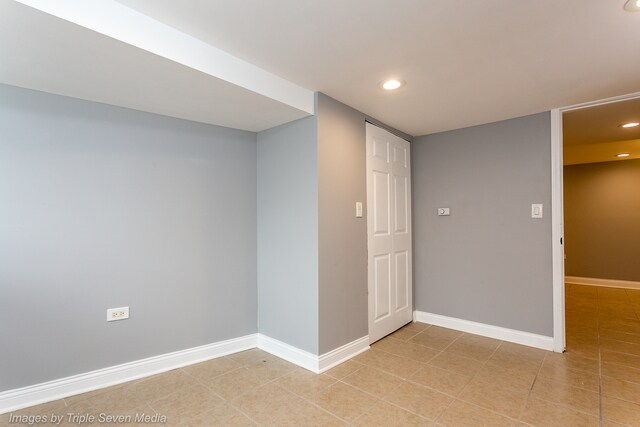 Building Photo - 447 W 81st St