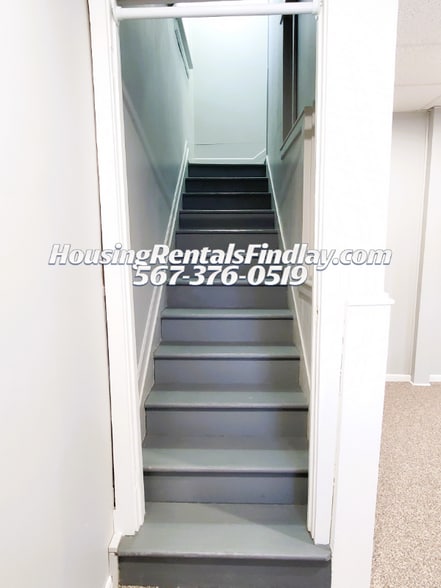 Building Photo - 333 Portz Ave