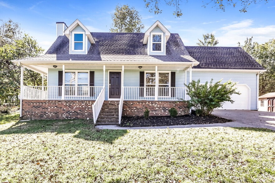 Primary Photo - 109 St Michaels Ln