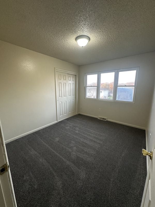 Building Photo - 3237 N 84th Terrace