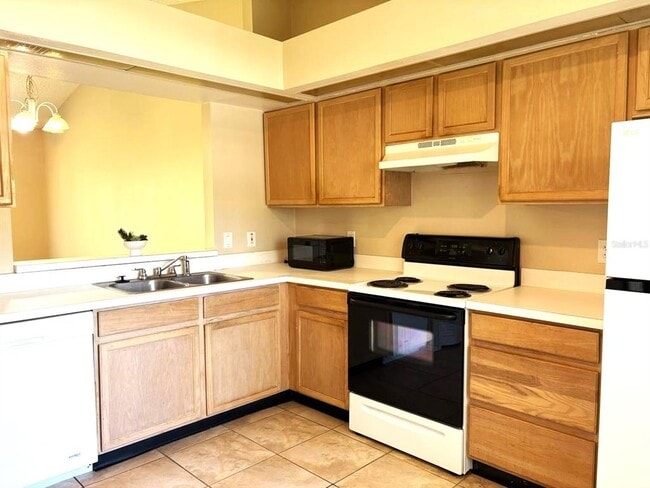 Building Photo - 1244 Barefoot Bay Dr