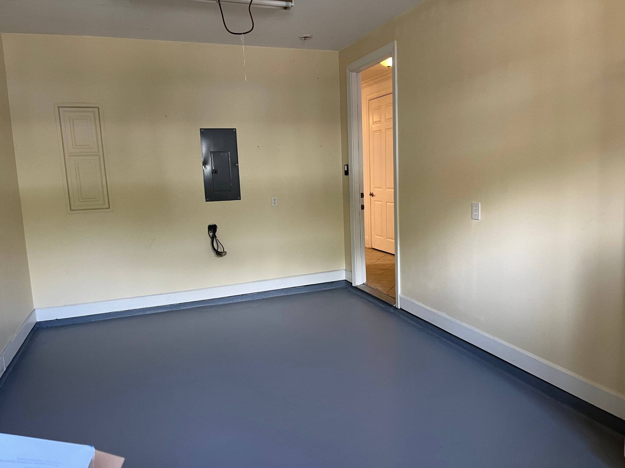 Building Photo - 77 Talon Ct