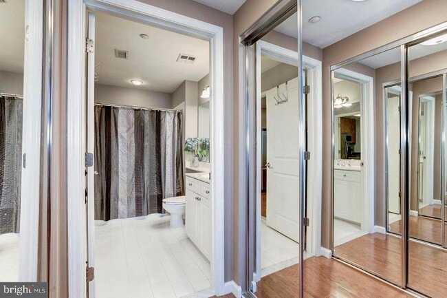 Building Photo - 11700 Old Georgetown Rd